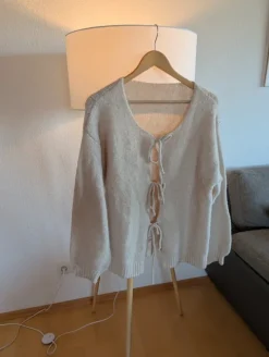 Shein Cardigan Schleifen Beige Wolle Größe 36 Oversize