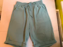 Shein Curve Shorts Khaki mintgrün Gr. XL Sommerhose