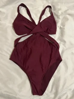SHEIN one-piece burgundy bikini, size M / 38