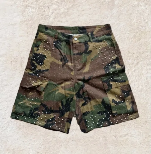 Short cargo militaire vintage stras