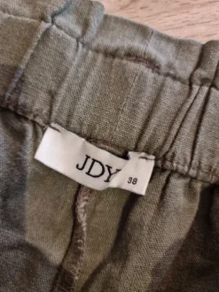 Short mit hoher Taille und tollen Schnitt