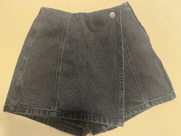 Short/ Skort