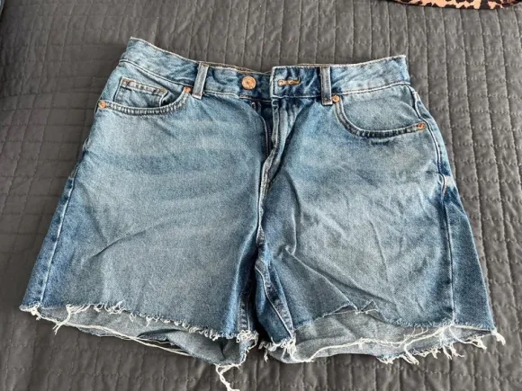 Shorts 36