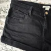 Shorts - schwarz
