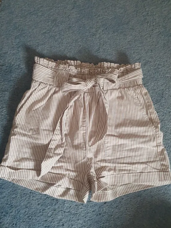 Shorts getreift