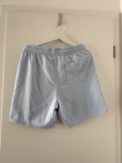 Shorts in Hellblau Größe M