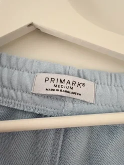Shorts in Hellblau Größe M