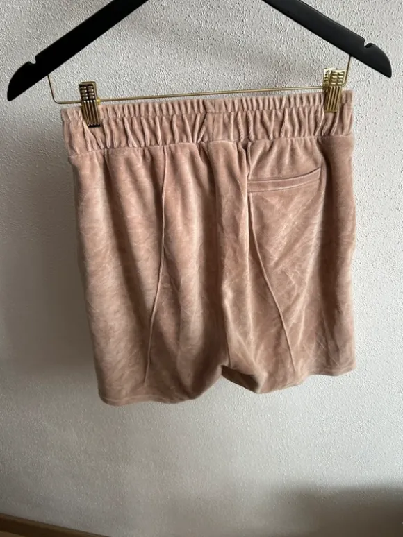 Shorts- und T-Shirt-Set