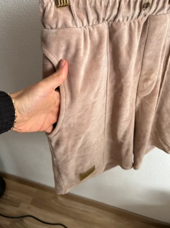 Shorts- und T-Shirt-Set