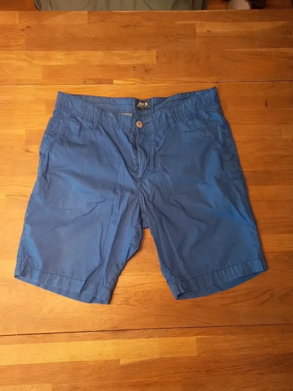 Shorts Zab company