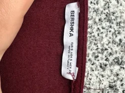 Skims dupe Longsleeve langarmshirt mit cutouts schulterfrei Bershka