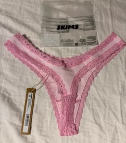 Skims Tanga