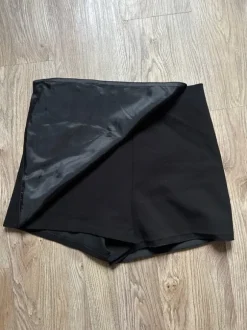 Skort