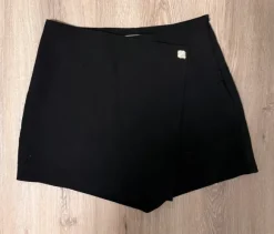Skort