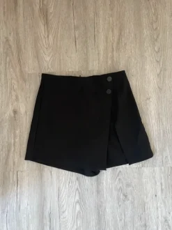 Skort Rock Stradivarius