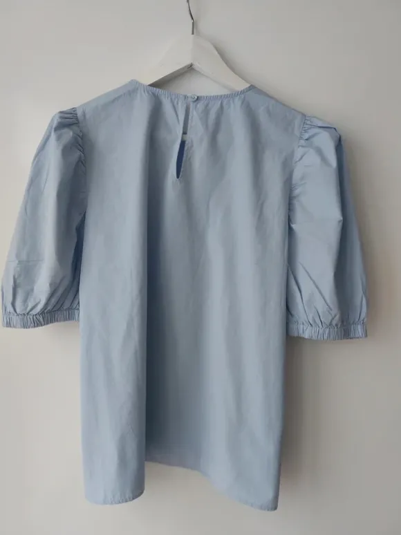 Sommerliche edc Bluse mit Puffärmeln Gr. S