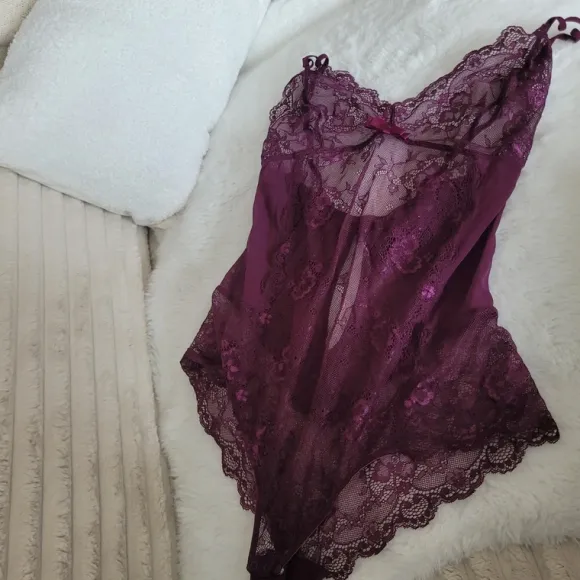Spitzen Body" M/ 38