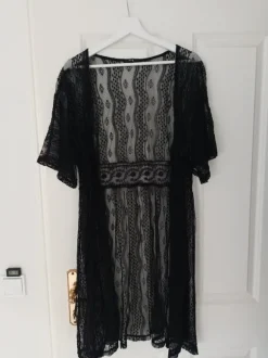 Spitzen cardigan C&A mit Schnürung