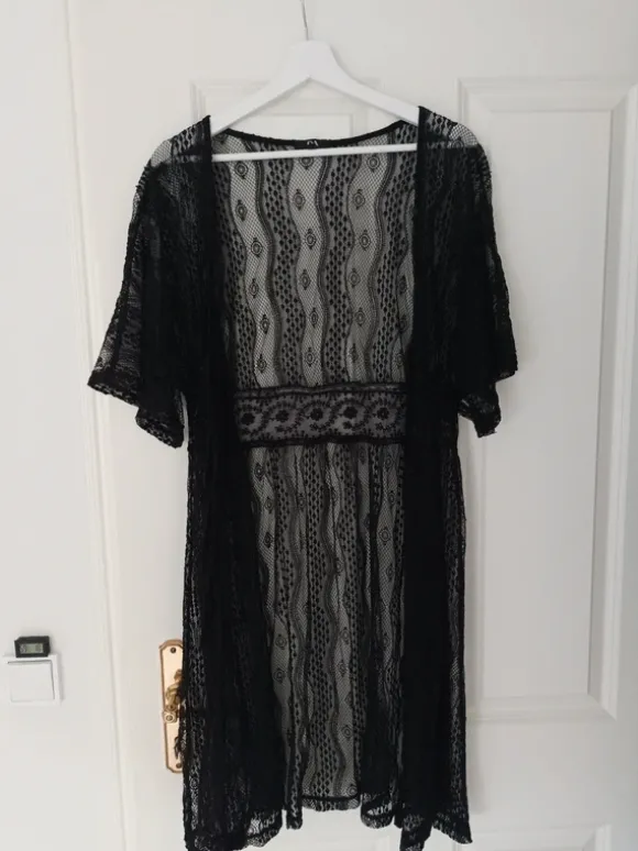Spitzen cardigan C&A mit Schnürung