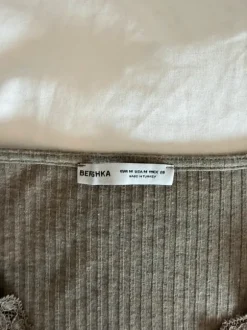 Spitzen Langarmshirt in braun grün