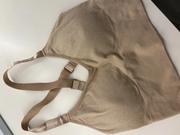 Sport-BH von Oceans Apart – wie neu