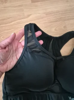 Sports bra with transparency L