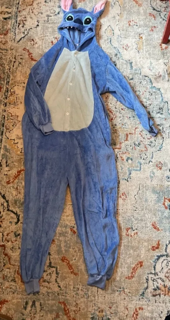 Stich Kostüm / Jumpsuit