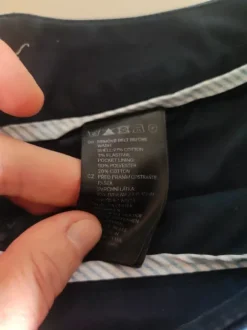 Stoff Bermuda zu verkaufen
