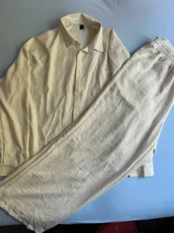 Stoffanzug in Beige