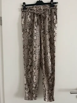 Stoffhose gemustert Schlange beige