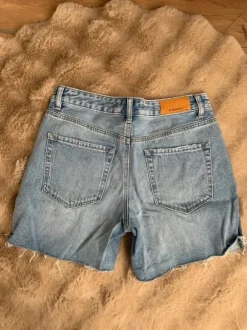 Stradivarius Jeans Shorts