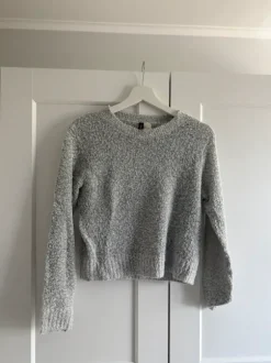 Strick Pullover grau cropped