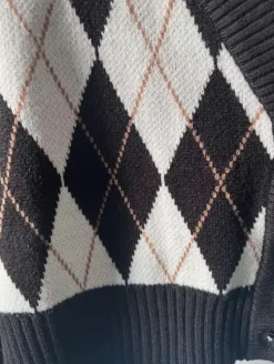 Strickjacke Schwarz/Weiß/Braun
