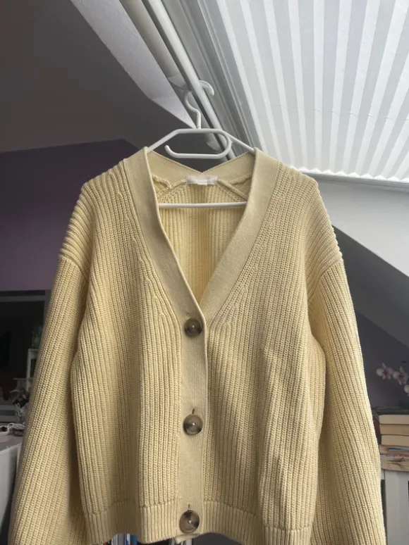 Strickjacke von H&M, Größe M