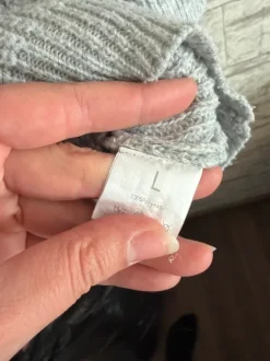 Strickjacke/Cardigan etwas Länger grau