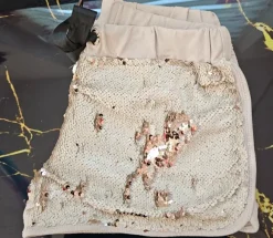 Stylische Pailletten-Shorts in Gold/Beige