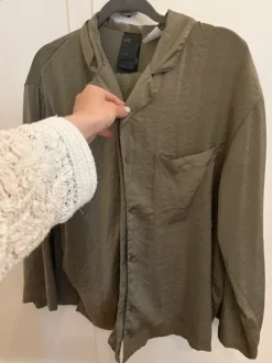 Stylischer und bequemer Schlafanzug H&M