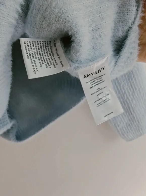 Superzachte nieuwe hairy polo pull in ijsblauw