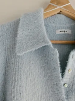 Superzachte nieuwe hairy polo pull in ijsblauw