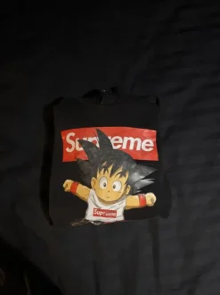 Supreme hoodie | Y2K streetwear