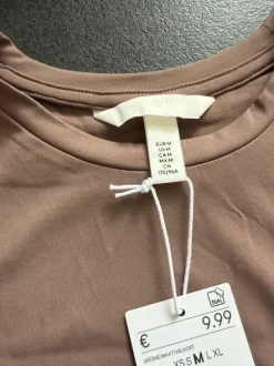 T Shirt NEU