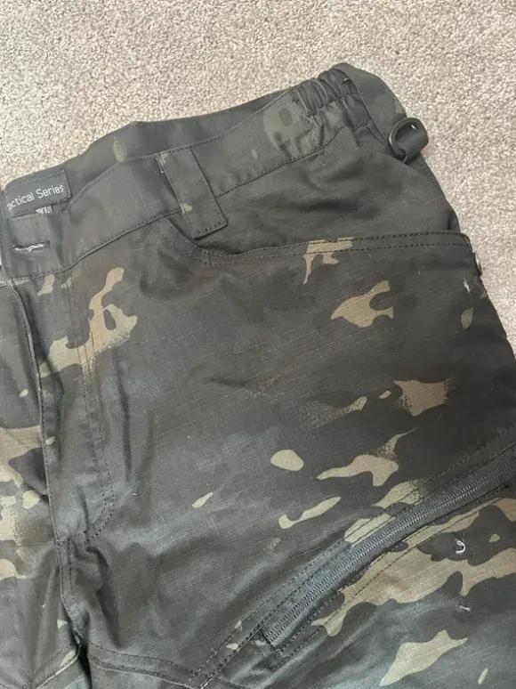 Tactical Serie Camouflage Herren Hose Gr. 2XL neu grün/sz
