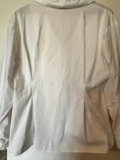 Taillierte Bluse