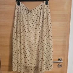 Tüll Rock mit Punkten von H&M