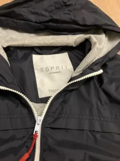 Tolle Herren Regenjacke von Esprit M