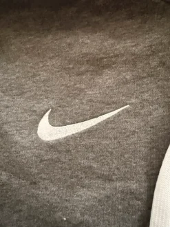 Toller Hoodie* Nike* grau* Pulli* Gr. M* Top