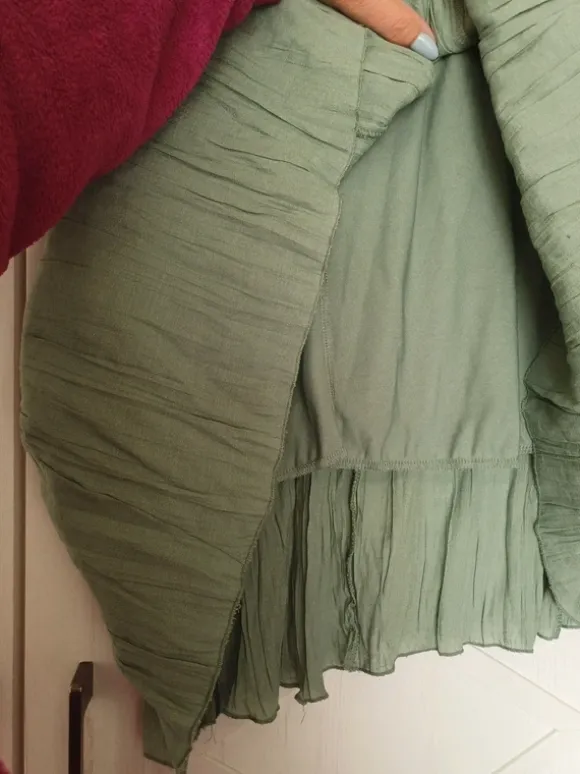 Toller Knitterrock Gr.46 neu, mit Gürtel,khaki Oliver