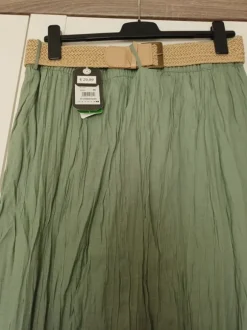 Toller Knitterrock Gr.46 neu, mit Gürtel,khaki Oliver