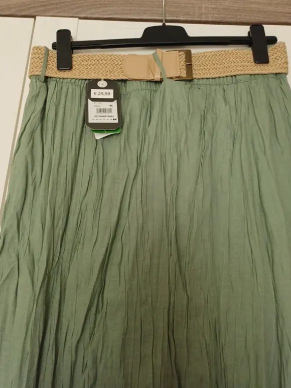 Toller Knitterrock Gr.46 neu, mit Gürtel,khaki Oliver