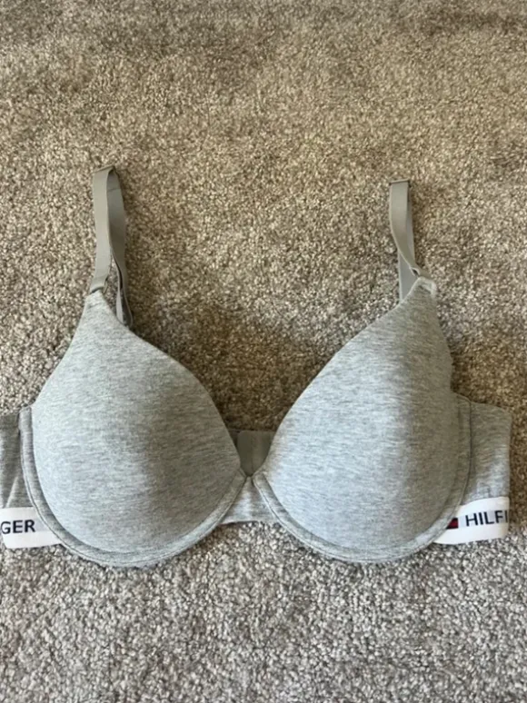 Tommy Hilfiger 80 C BH